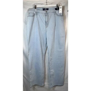 NWT Hollister Dad Jeans Junior Sz 17 Baggy Wide Barrel Legs Light Wash High Rise